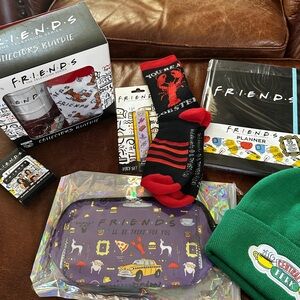 FRIENDS Gift Lot